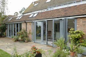 Bi-fold door in aluminium. garden living