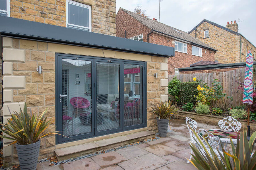 Integral blinds patio doors