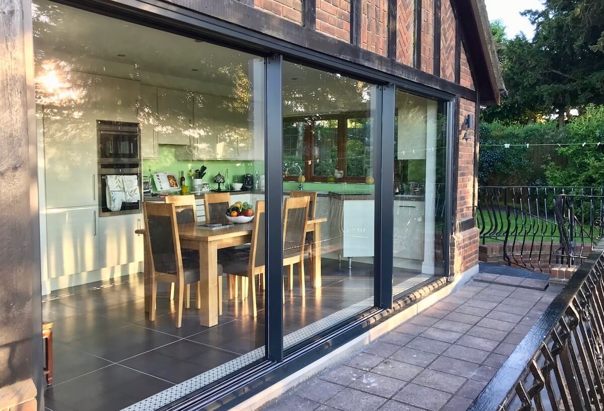 sliding door