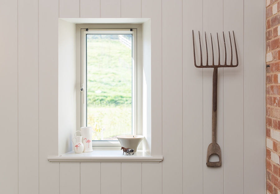 Origin window in white