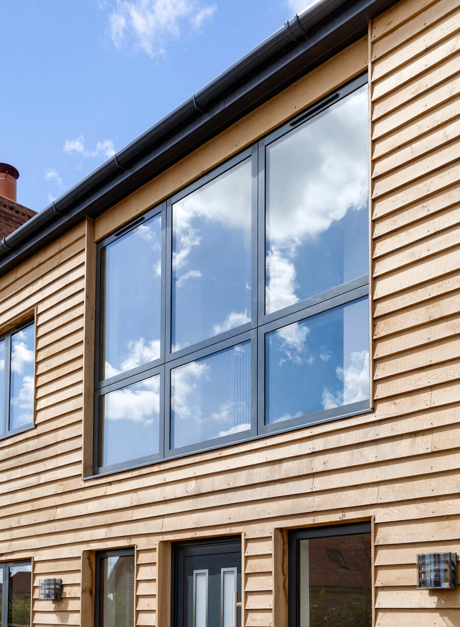 Smart aluminium windows